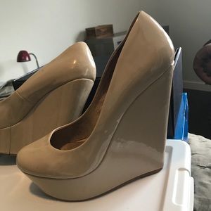 Aldo Nude Wedges